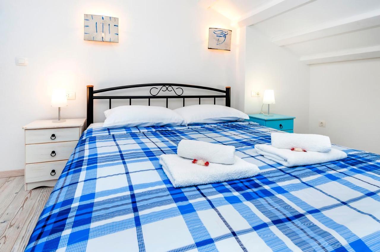 Apartments & Rooms La Casa Barbaro Rovinj Exterior photo